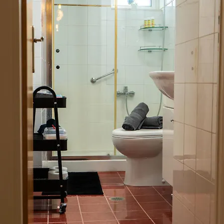 Filoxenia Escape Apartman *